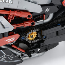 Load image into Gallery viewer, Building Blocks Ducati Diacel 1260S Motorcycle CBM 896PCS
